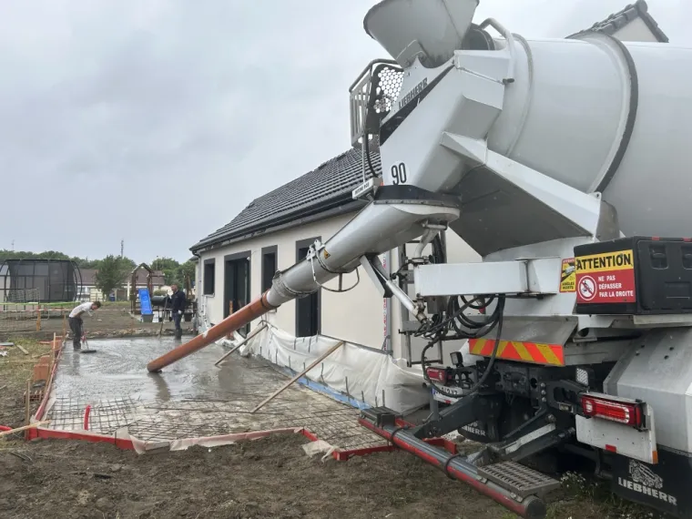 Coulage terrasse avec tuyaux 5m, Lille, TRANS-LINE