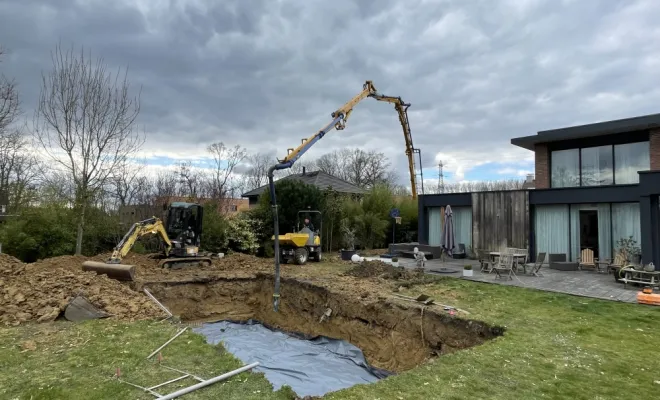 Coulage fond de piscine avec ID TRAVAUX CONCEPT, Lille, TRANS-LINE